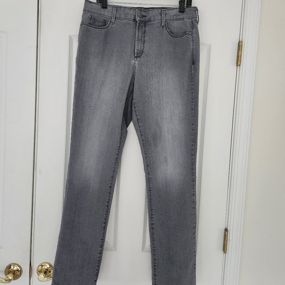 NYDJ SAMANTHA SLIM Straight Leg Jeans Light Wash Gray Size 14 32" Inseam Pockets - Picture 1 of 10